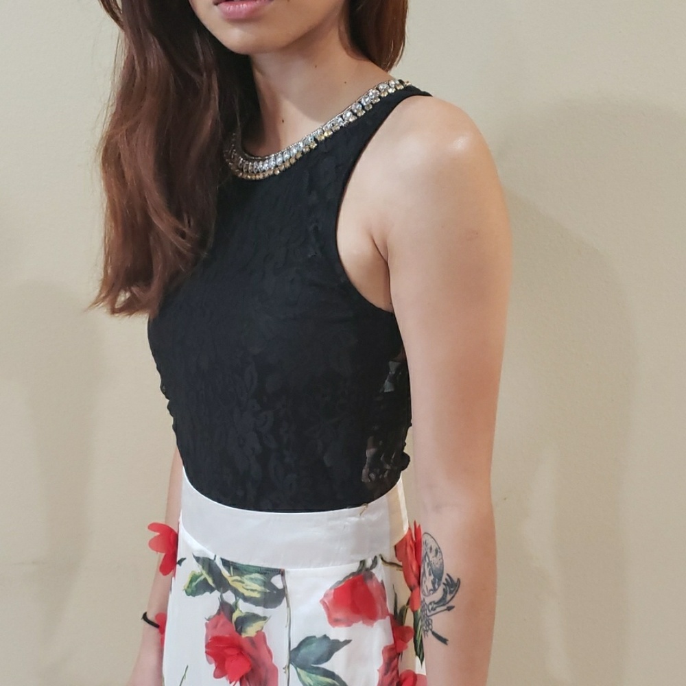 Lace crop top